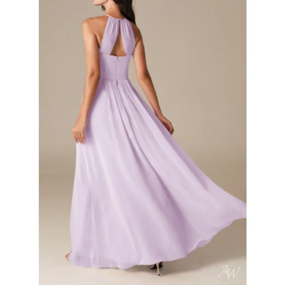 Elegant Lilac Halter Maxi Dress - Brand Unspecified - Picture 2 of 6